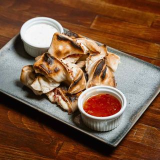 Coltunasi cu sunca si cascaval