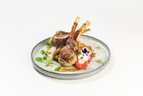 Баранья корейка в фисташковой короче с картофелем и грибами