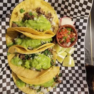 Tacos De Carnitas (4 Uds.)