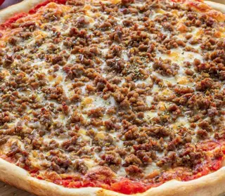 Pizza De Ternera