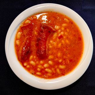 Боб яхния с наденица (350г)