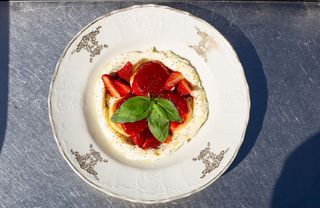 Сирники з полуничним варенням