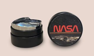 ყავის დისტრიბუტორი NASA 2