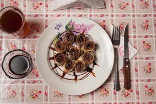 Ролл с шоколадом