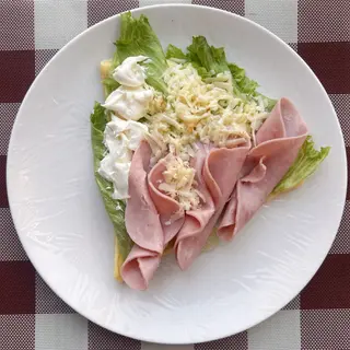 Млинець з Шинкою та сиром