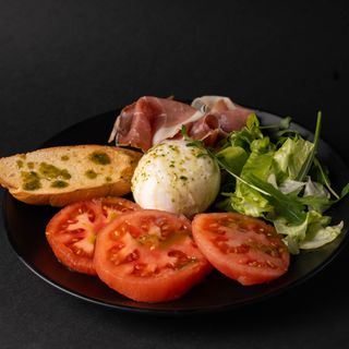 Салата бурата (320г)