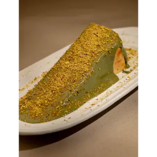  Pistachio San Sebastian   