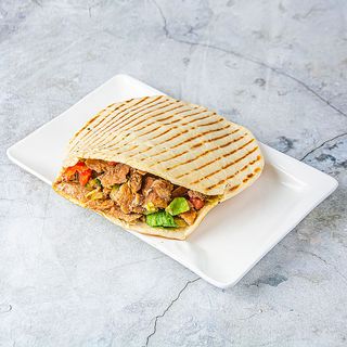 Шаурма из курицы в пите