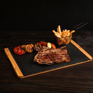 Grilled ribeye 770gr