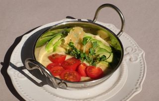 Сирна вівсянка з авокадо та чері (290г)