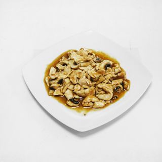 39. Pollo con Champiñones
