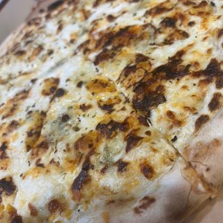 Pizza 5 Quesos(Mediana)