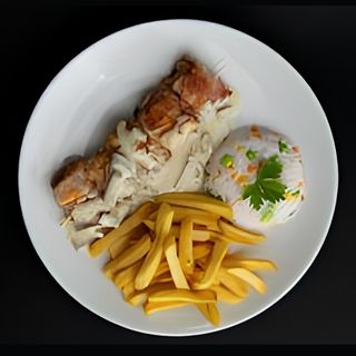 Pileći ražnjići sa sosom od šampinjona