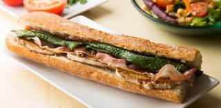 LOMO +PIMIENTOS BOCADILLO XXL 