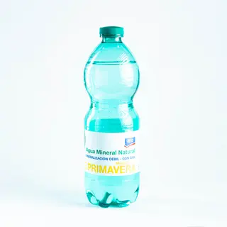 AGUA CON GAS
