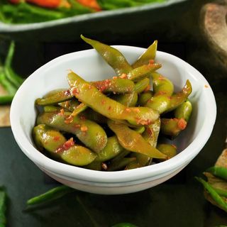 234 EDAMAME PICCANTE