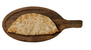 Чебурек з м'ясом та помідором (210 г)