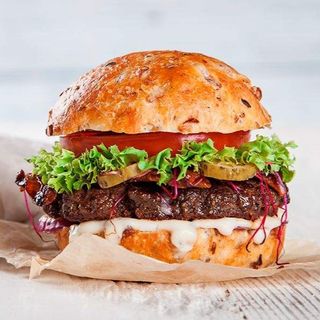 Daburu Chīzubāgā Burger