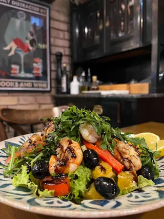 Salata sa škampima