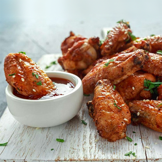 Alitas de pollo barbacoa grande (9 uds.)