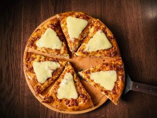 Хачапурі з  м'ясом та сиром (500г)