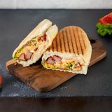 მექსიკური მდნარი ყველით პურში