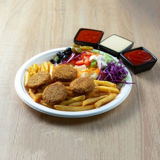 Wegetariański talerz z falafelem mega