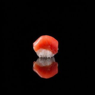 N1. Nigiri Maguro - 2 Pezzi