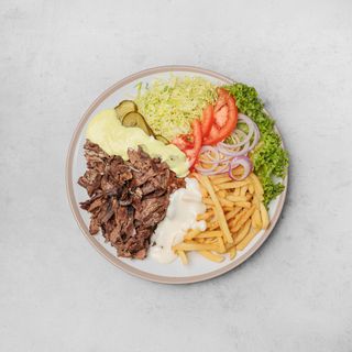 Kebab de vita si oaie la farfurie