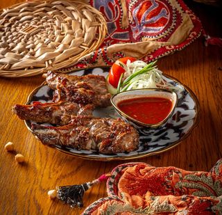 ШАШЛЫК ИЗ КОРЕЙКИ БАРАНИНЫ 