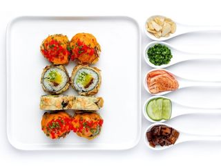 Okinawa Roll (5 szt.-220/8 szt.-370g)