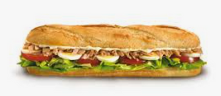 Bocadillo frío vegetal tortilla francesa y York