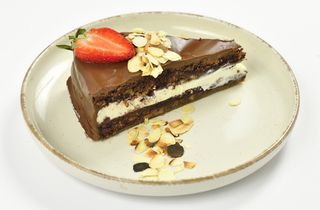 Шоколадова торта Ла Бомбонера (150г)