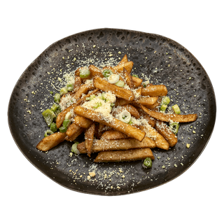 Cartofi prăjiți cu usturoi, ceapă verde și parmezan