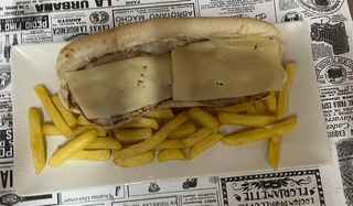 Bocadillo De Lomo (Grande)