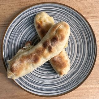 Paluchy z serem i oregano