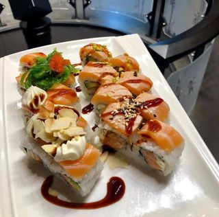 Uramaki chips smoke salmon - 8 pezzi