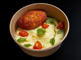 Пюре з котлетою Кордон Блю (340g)