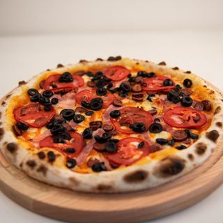 Піца Баварія (560г)