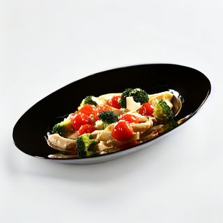 Paste cu pui si brocoli