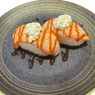 40. Nigiri De Salmón Flameado (2 Uds.)