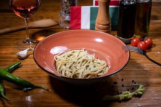 Linguine al pesto genovese