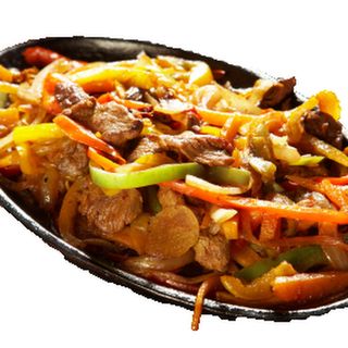 23.Пилешко със зеленчуци (600г)