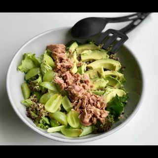 Ensalada De Atún Y Aguacate