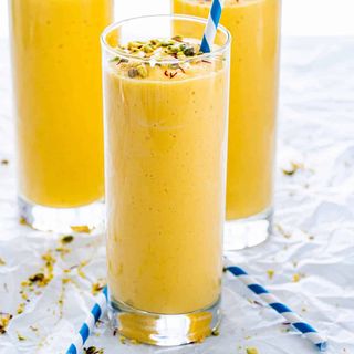 MANGO LASSI