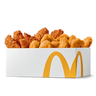 Стріпси Чікен Бокс (6стріпсів, 9МакНагетс)