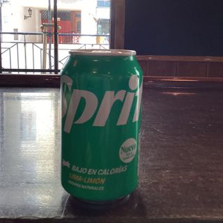 Sprite lata