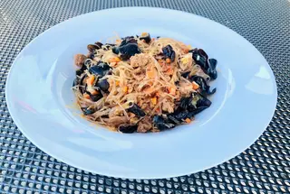 Noodles din fasole mung cu Beyond şi Urechi de lemn (opţional picant)-