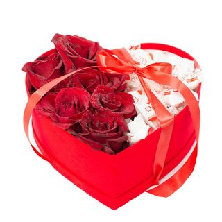 Aranjament floral „raffaello love”