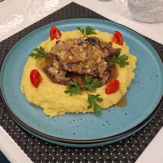 Ficăței trași la tigaie cu mămăliguţă